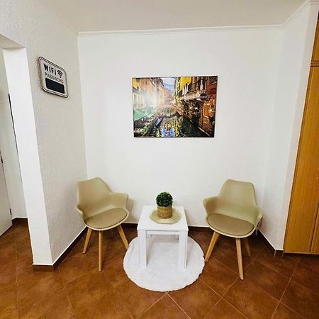 Apartmán Apart For Rent Near Center Praha Exteriér fotografie